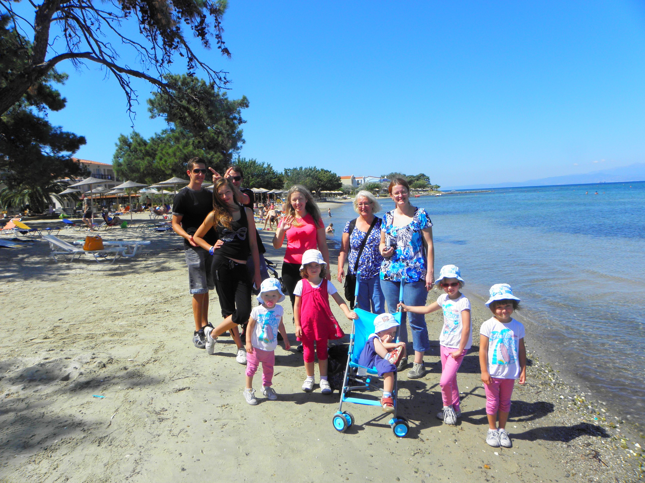 Naša rodina v mestečku Skala Rachoni na ostrove Thassos